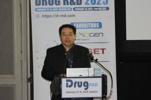 Photo from COINS 2025 Drug Conference - Daqing_Wu_MetCure_Therapeutics_LLC.JPG
